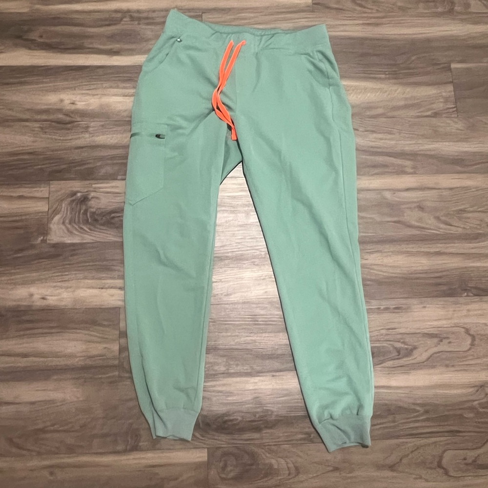Figs Scrubs Green Jogger Pant